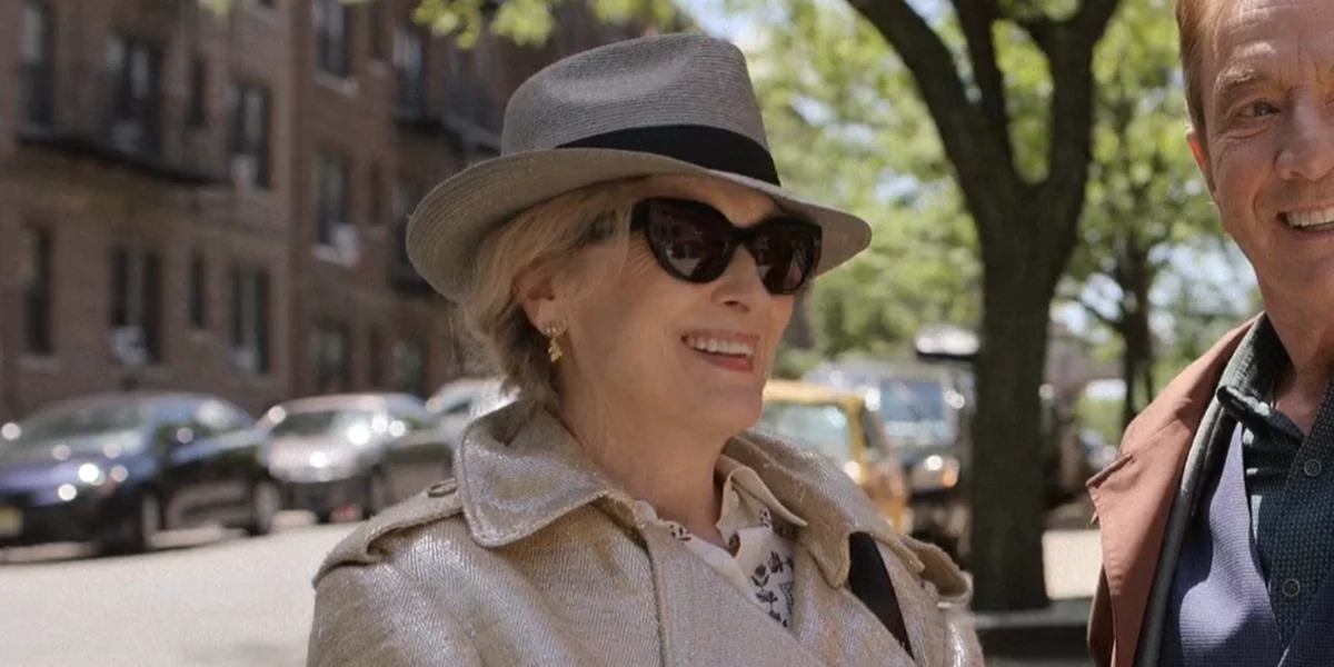 Prada PR A09S 1AB5S0 - As Seen On Lisa Barlow & Meryl Streep - Image 4