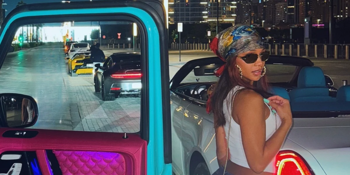 Prada PR A56S 15N5S0 - As Seen On J Balvin & Saweetie - Image 5
