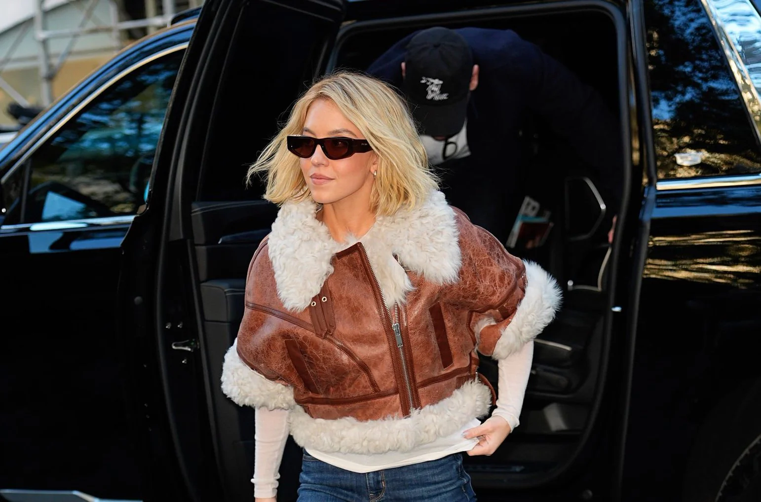 Prada PR B19S 17N06B - As Seen On Sydney Sweeney - Image 4