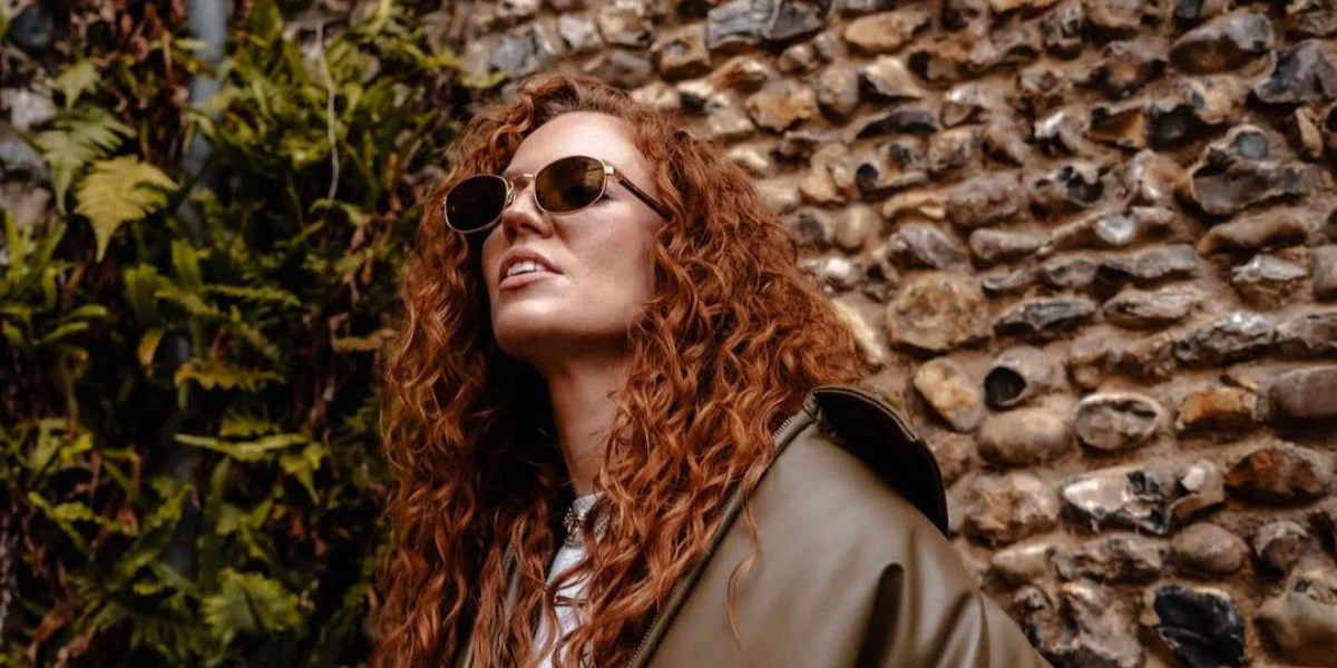 Prada PR B53S 5AK09Z - As Seen On Jess Glynne & Li Xian - Image 4