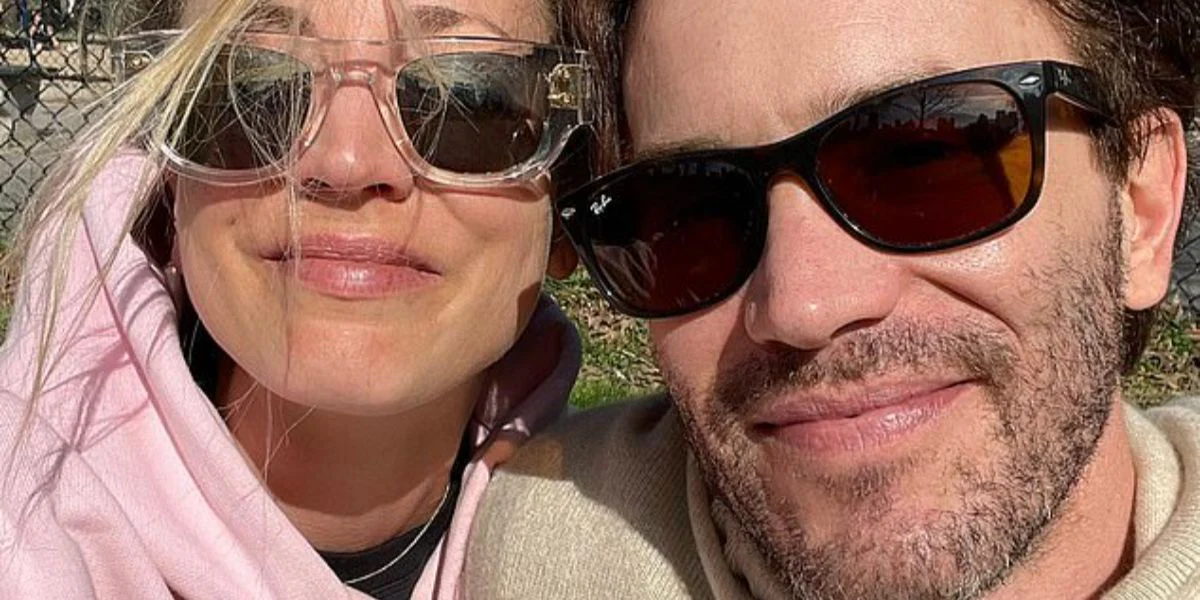 Ray-Ban New Wayfarer 2132 710 - As Seen On Emma Watson & Tom Pelphrey - Image 5