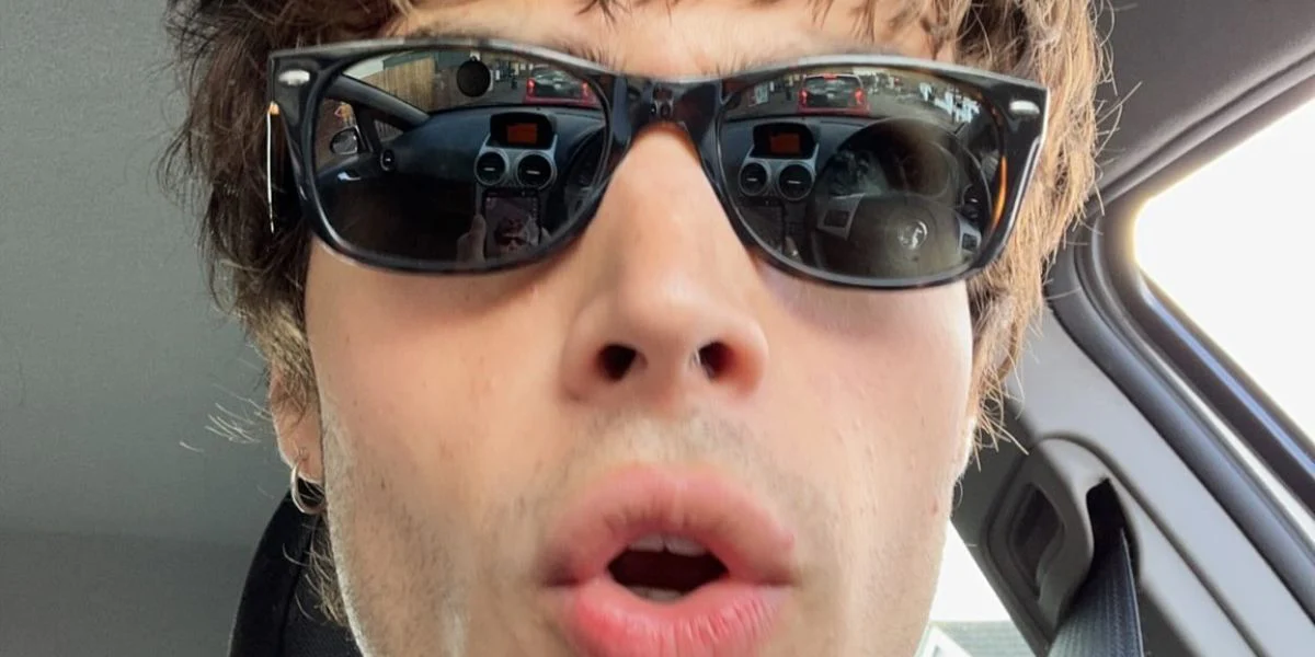 Ray-Ban New Wayfarer 2132 902/58 Polarised - As Seen On Thomas Meacock - Image 4