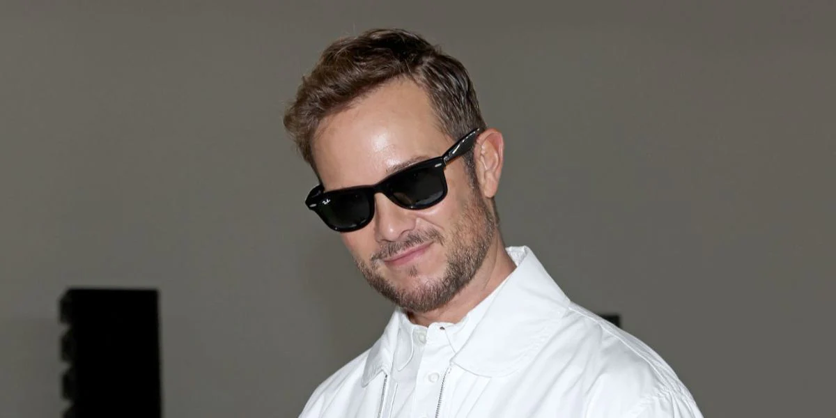 Ray-Ban Wayfarer 2140 901 Black - As Seen On Leonardo DiCaprio & Hailey Bieber - Image 102