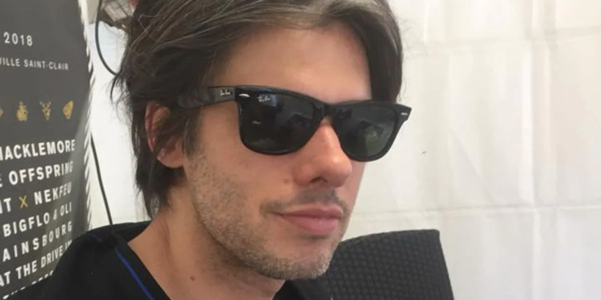 Ray-Ban Wayfarer 2140 901 Black - As Seen On Leonardo DiCaprio & Hailey Bieber - Image 85