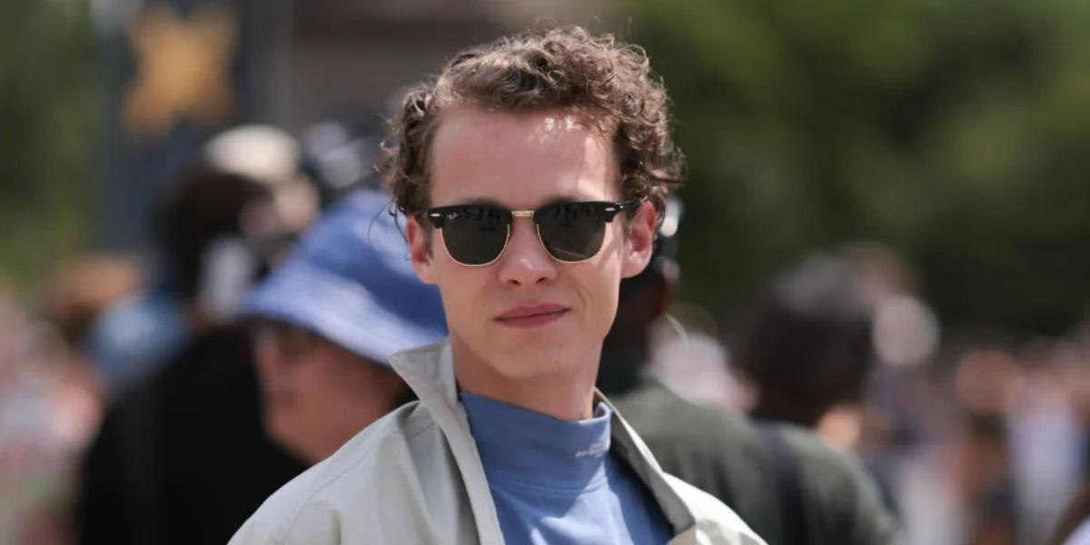 Ray-Ban Clubmaster 3016 W0365 Black - An Icon - As Seen On Harry Kane & V of BTS - Image 42