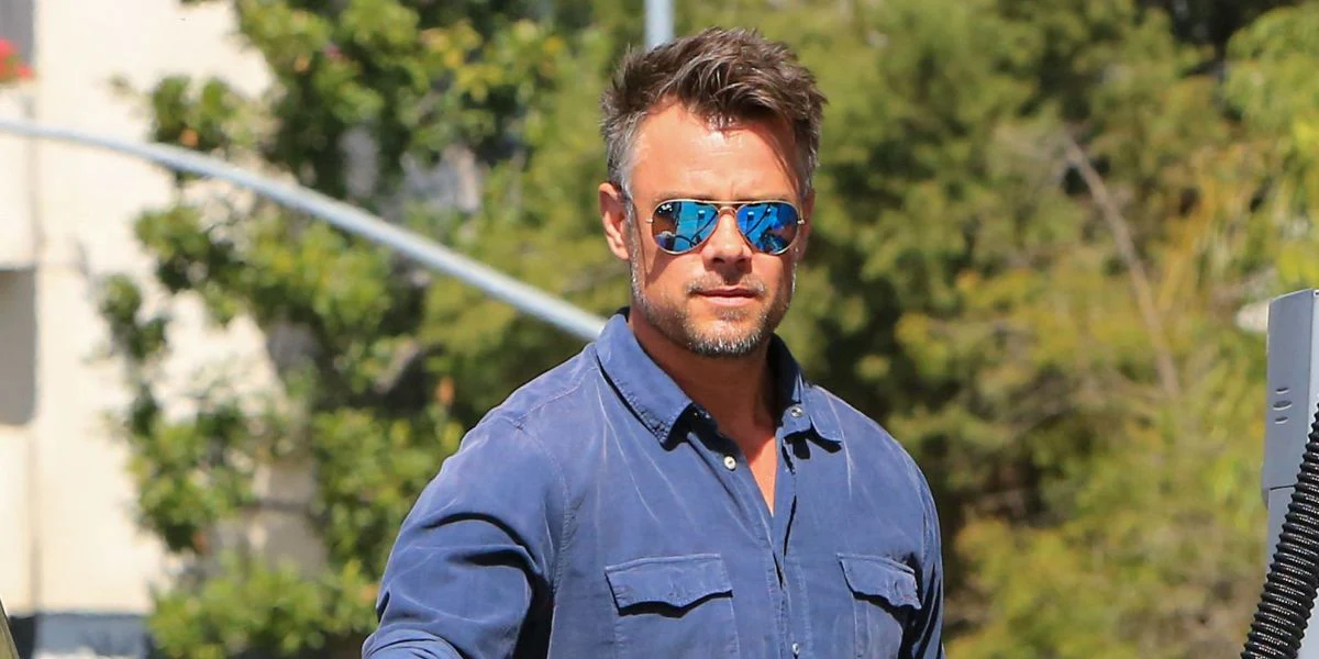 Ray-Ban Aviator 3025 112/17 Blue Flash Mirror - As Seen On Britney Spears & Candice Swanepoel - Image 8
