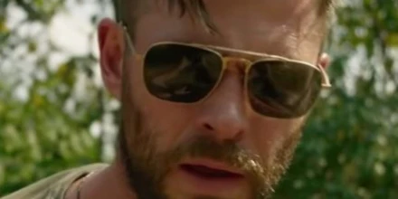 Ray-Ban Caravan RB 3136 181 - As Seen On Chris Hemsworth & Noel Gallagher - Image 4