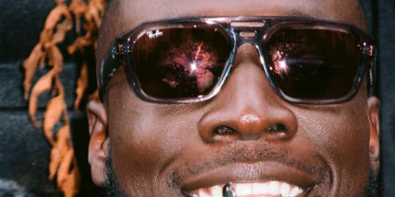 Ray-Ban Corrigan RB 4397 6684/D0 - As Seen On Stormzy - Image 4