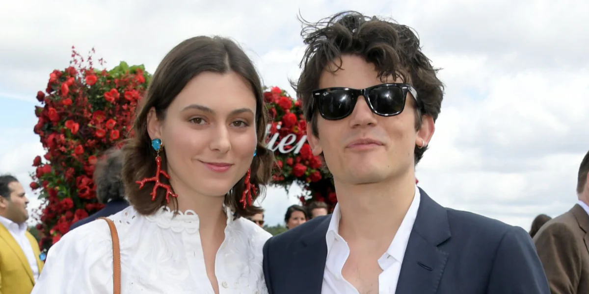 Ray-Ban Folding Wayfarer RB 4105 710/31 - As Seen On Edward Bluemel - Image 8