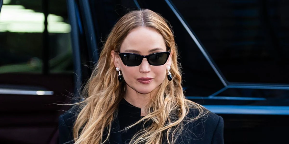 Ray-Ban Lady Burbank RB 2299 901/31 - As Seen On Timothee Chalamet & Maluma - Image 6