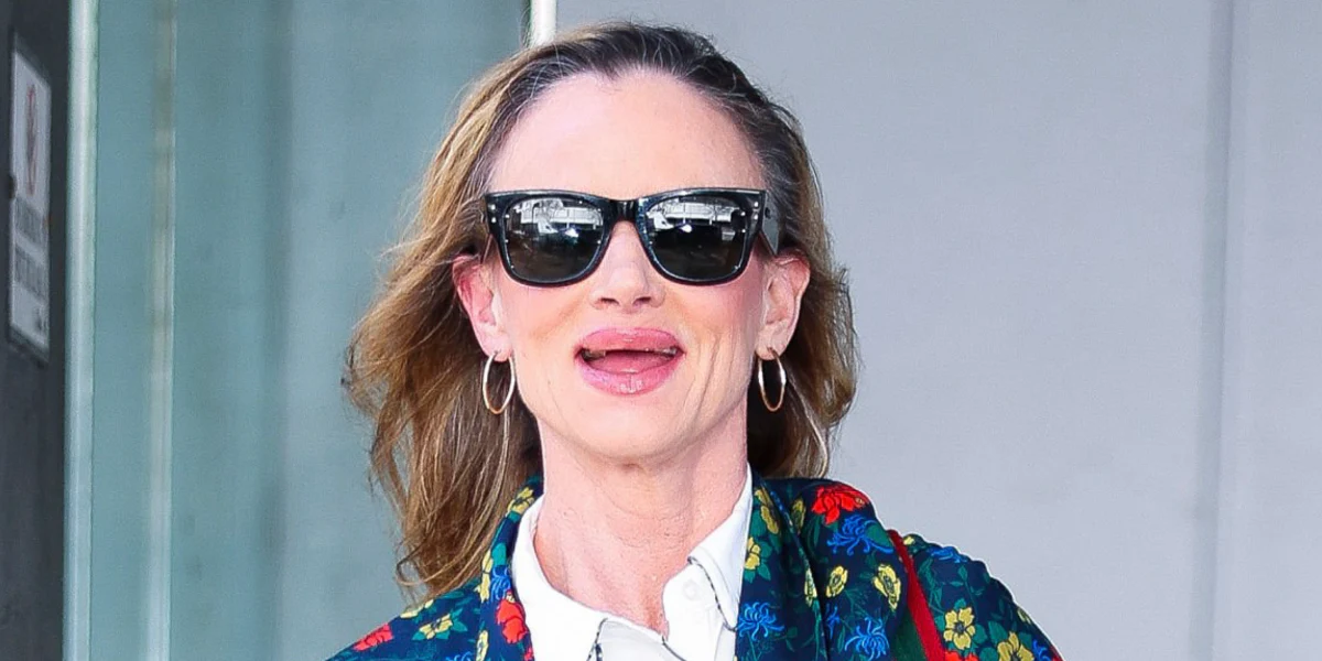 Ray-Ban Mega Wayfarer RB 0840S 901/58 Polarised - As Seen On Labrinth & Olivia Wilde - Image 18