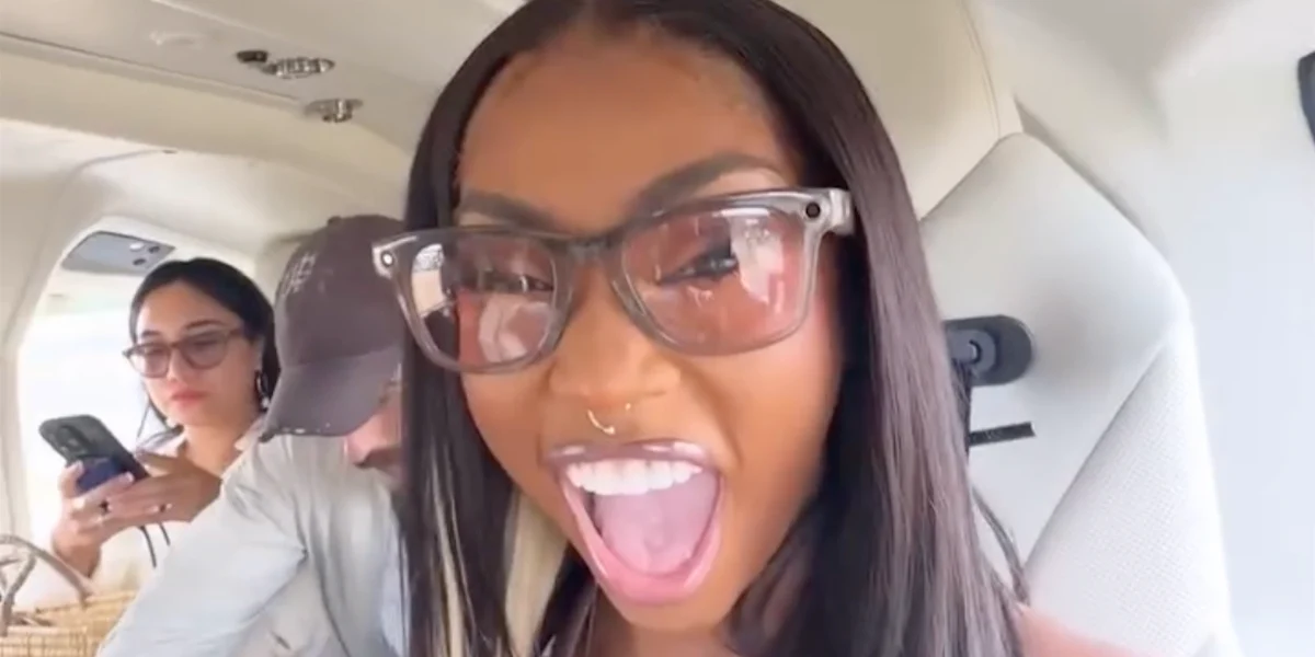 Ray-Ban Meta Wayfarer RW4006 6705/P5 Photochromic Smart Glasses - As Seen On Teyana Taylor & Tinie Tempah - Image 9