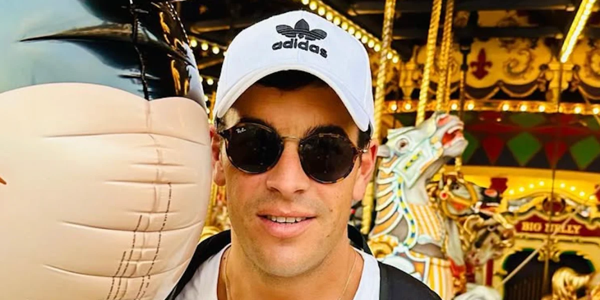 Ray-Ban RB 2204 902/51 - As Seen On Mario Casas - Image 6