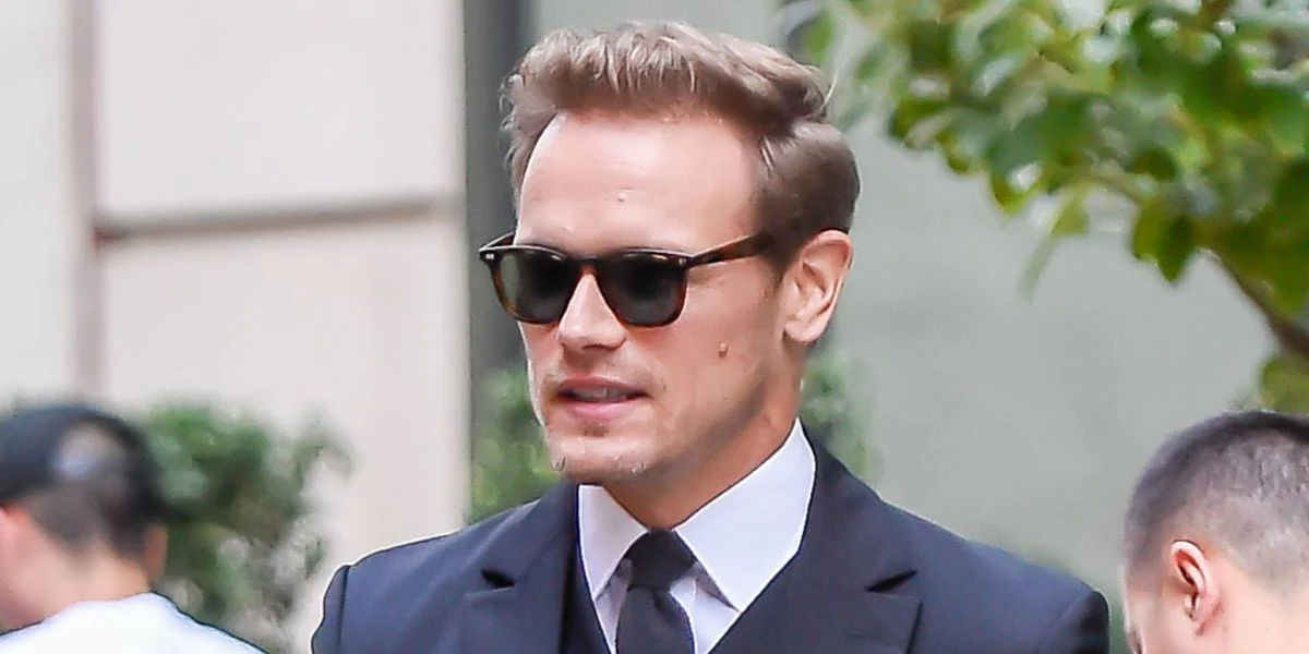 Ray-Ban RB 2210 902/31 - As Seen On Sam Heughan - Image 6