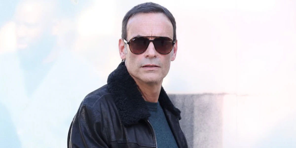 Ray-Ban RB 4376 710/13 - As Seen On Ryan Murphy & Asia Argento - Image 8