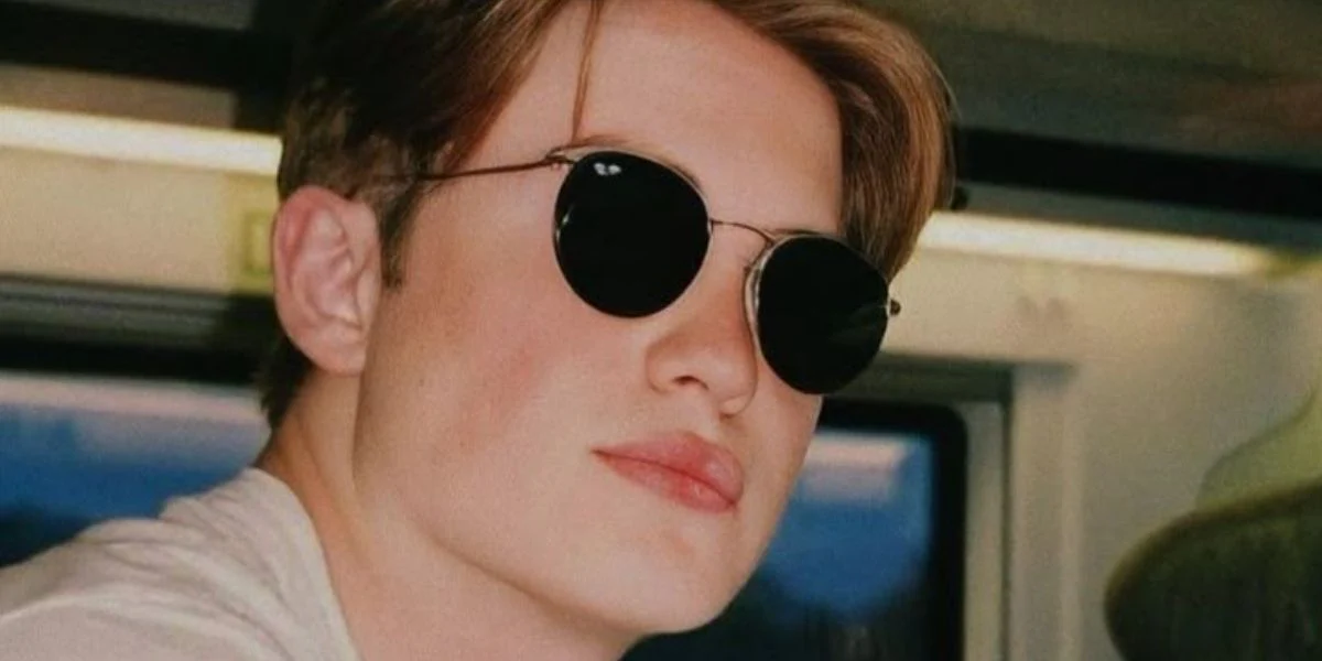 Ray-Ban Round Metal RB 3447N 001 - As Seen On Lewis Capaldi & Emma Roberts - Image 10