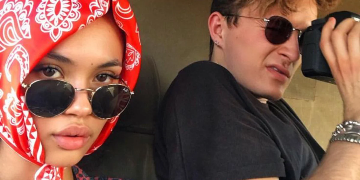 Ray-Ban Round Metal RB 3447N 001 - As Seen On Lewis Capaldi & Emma Roberts - Image 14