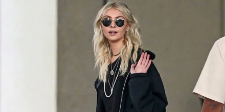 Ray-Ban Round Metal 3447 019/30 - As Seen On Jordan Henderson & Taylor Momsen - Image 5