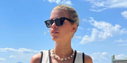 Saint Laurent Sun SL 462 Sulpice 001 - As Seen On Hailey Bieber & Sofia Richie - Image 5
