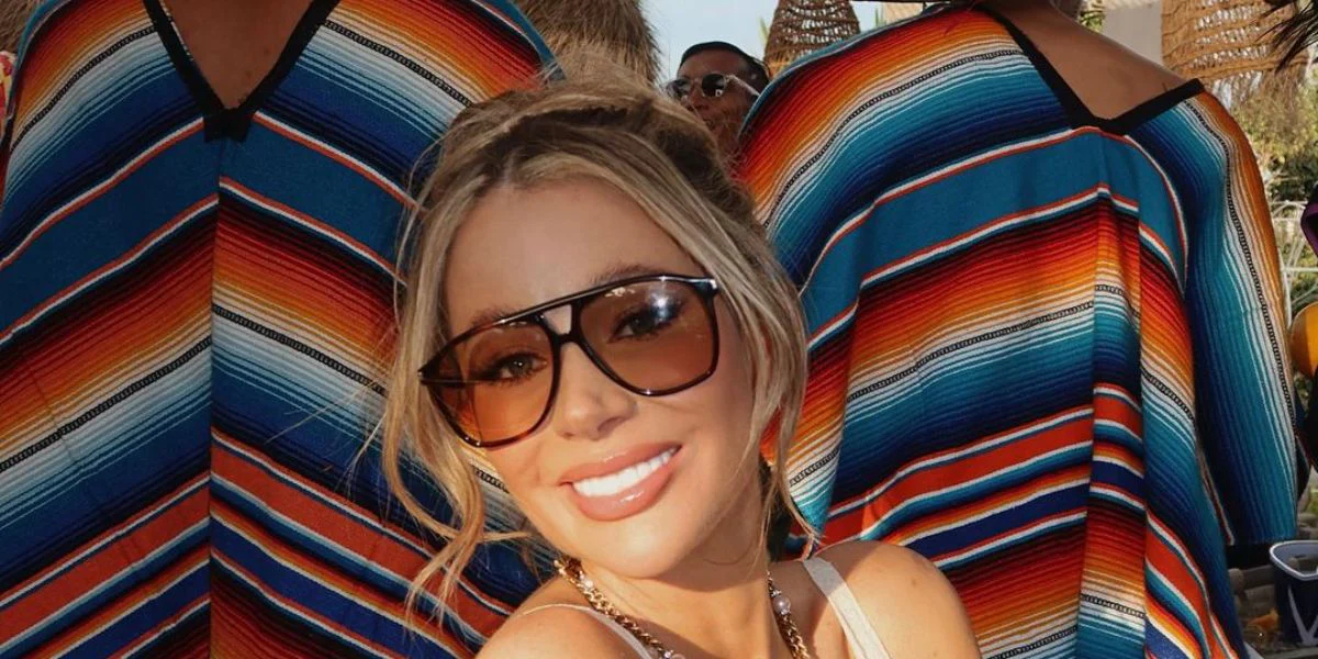 Saint Laurent Sun SL 596 Dune 003 - As Seen On Olivia Attwood & Molly Mae Hague - Image 4