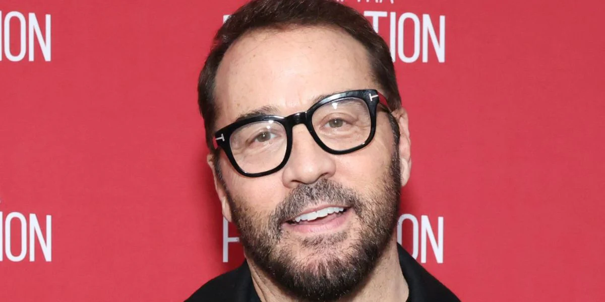 Tom Ford TF5542-B 001 Blue Control - As Seen On Jeremy Piven - Image 4