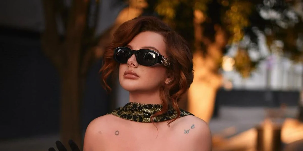 Versace 4361 GB1/87 Medusa Biggie Sunglasses - As Seen On Sabrina Carpenter & Kim Kardashian - Image 19