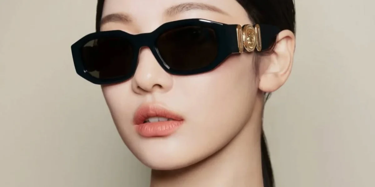 Versace 4361 GB1/87 Medusa Biggie Sunglasses - As Seen On Sabrina Carpenter & Kim Kardashian - Image 36